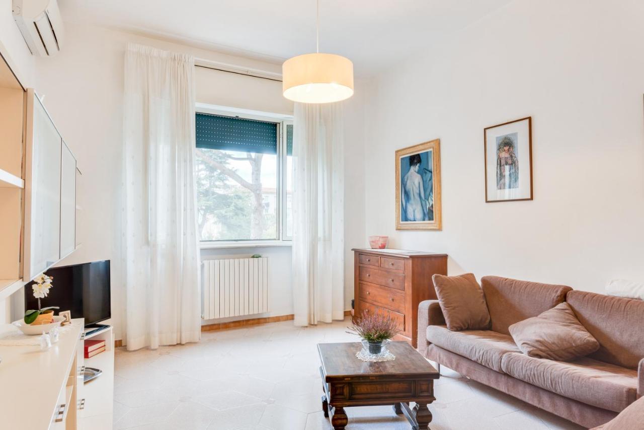 Marradi Apartment With Balcony Ливорно Экстерьер фото