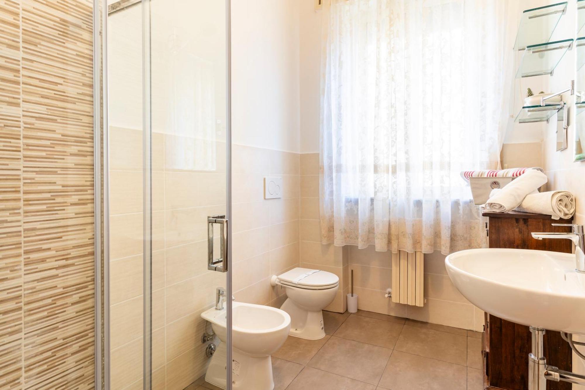 Marradi Apartment With Balcony Ливорно Экстерьер фото