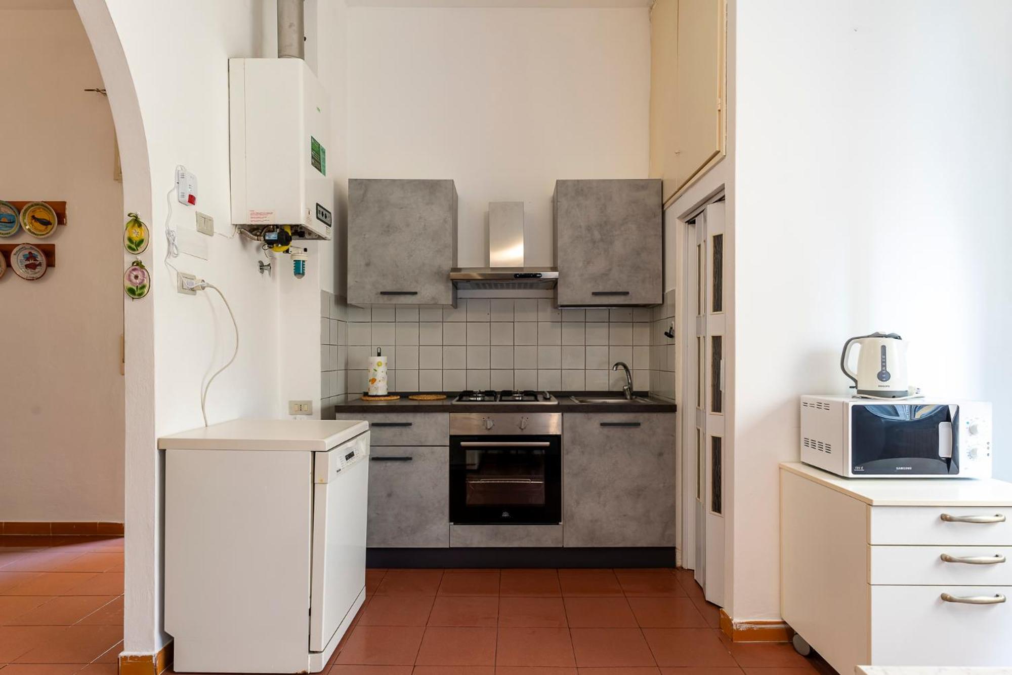 Marradi Apartment With Balcony Ливорно Экстерьер фото