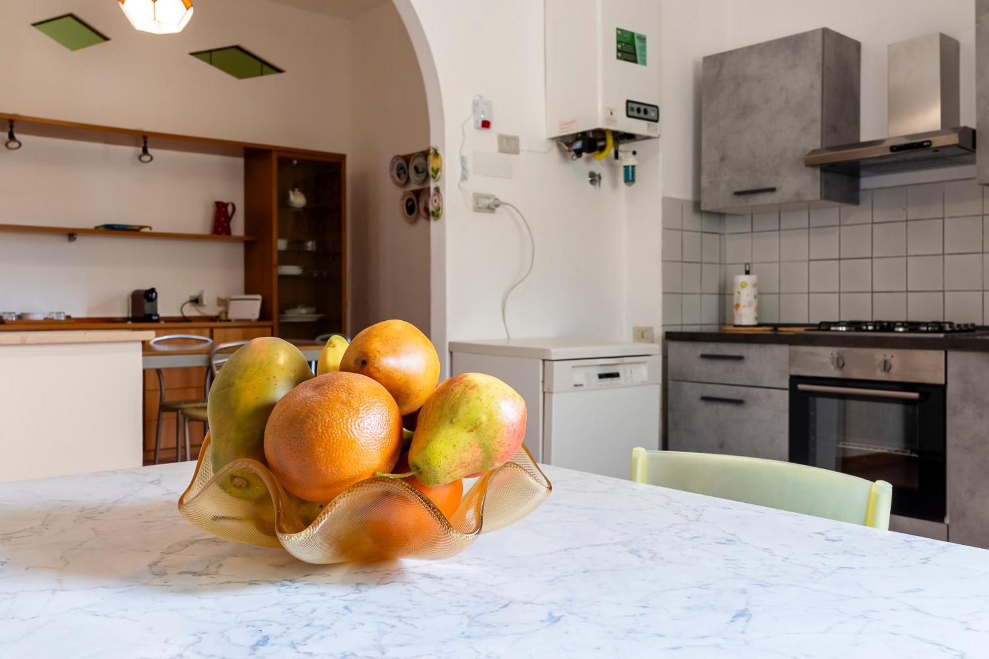 Marradi Apartment With Balcony Ливорно Экстерьер фото